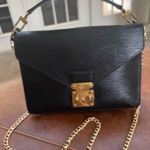 Louis Vuitton Biface Black Epi Leather Handbag